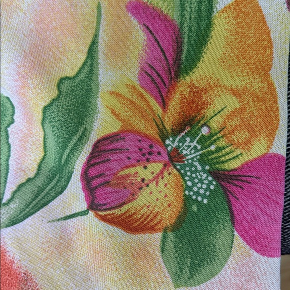 Vintage Silk Blend Floral 3/4 Sleeve Top with Pink and Orange Accents Size XL - Picture 5 of 7